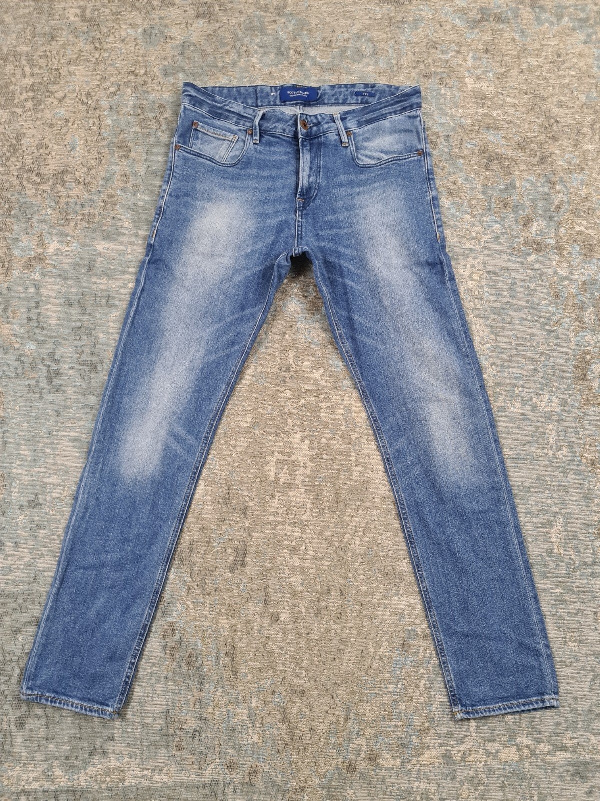 Scotch and Soda TYE W32 L32 Slim STRETCH Bronno3232 Blauw

T, Blauw, https://scotch-soda.eu/pages/contact, W32 (confectie 46) of kleiner