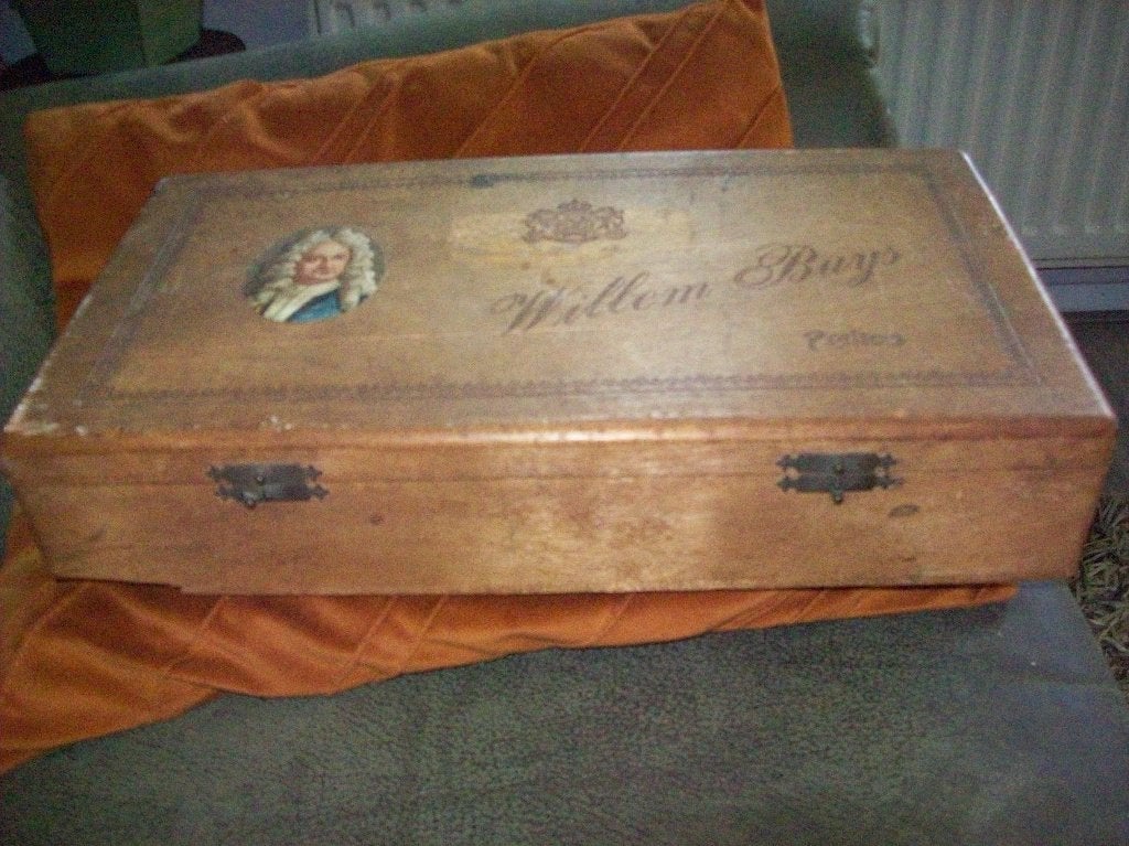 39bij 22bij 8cm   mooie grote oude sigarenkist, Ophalen, Zo goed als nieuw, Overige typen