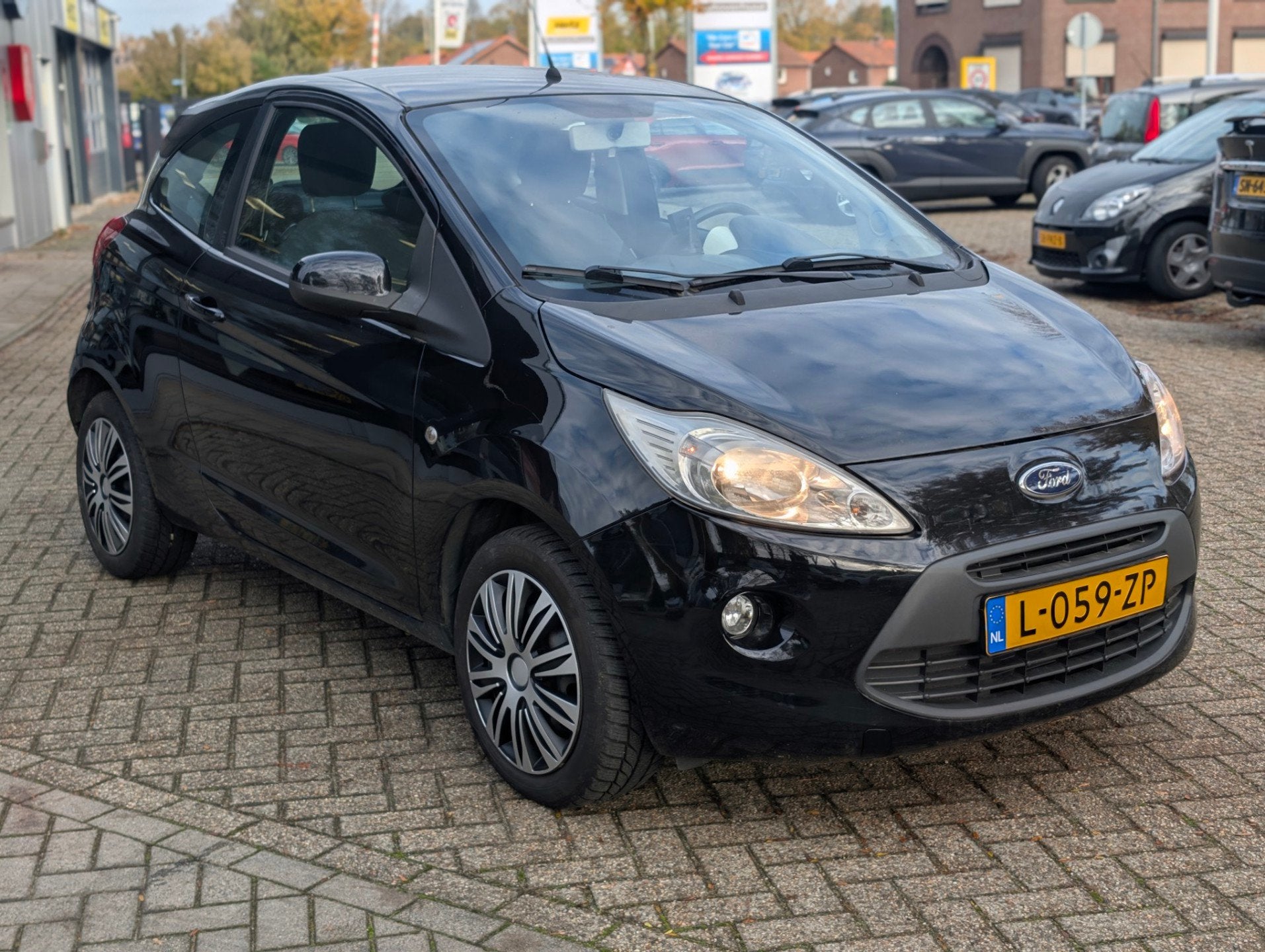 Ford Ka 1.2 Trend, Auto's, Voorwielaandrijving, Gebruikt, 1242 cc, 4 stoelen