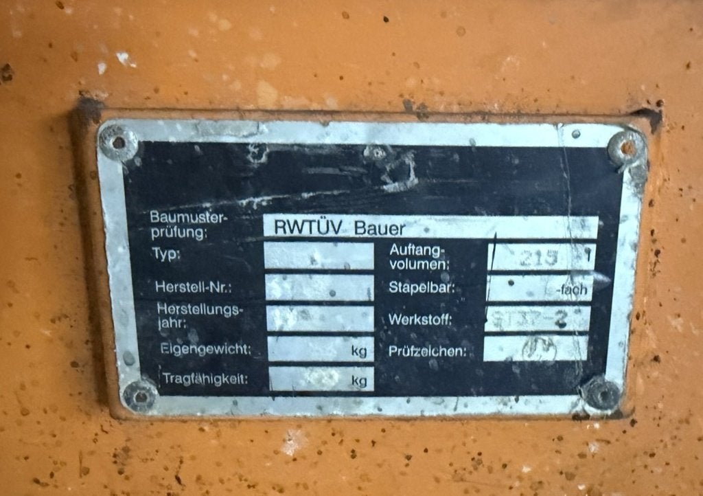 2 stuks Bauer lekbak / opvangbak met rooster | 215 L, Ophalen, Gebruikt