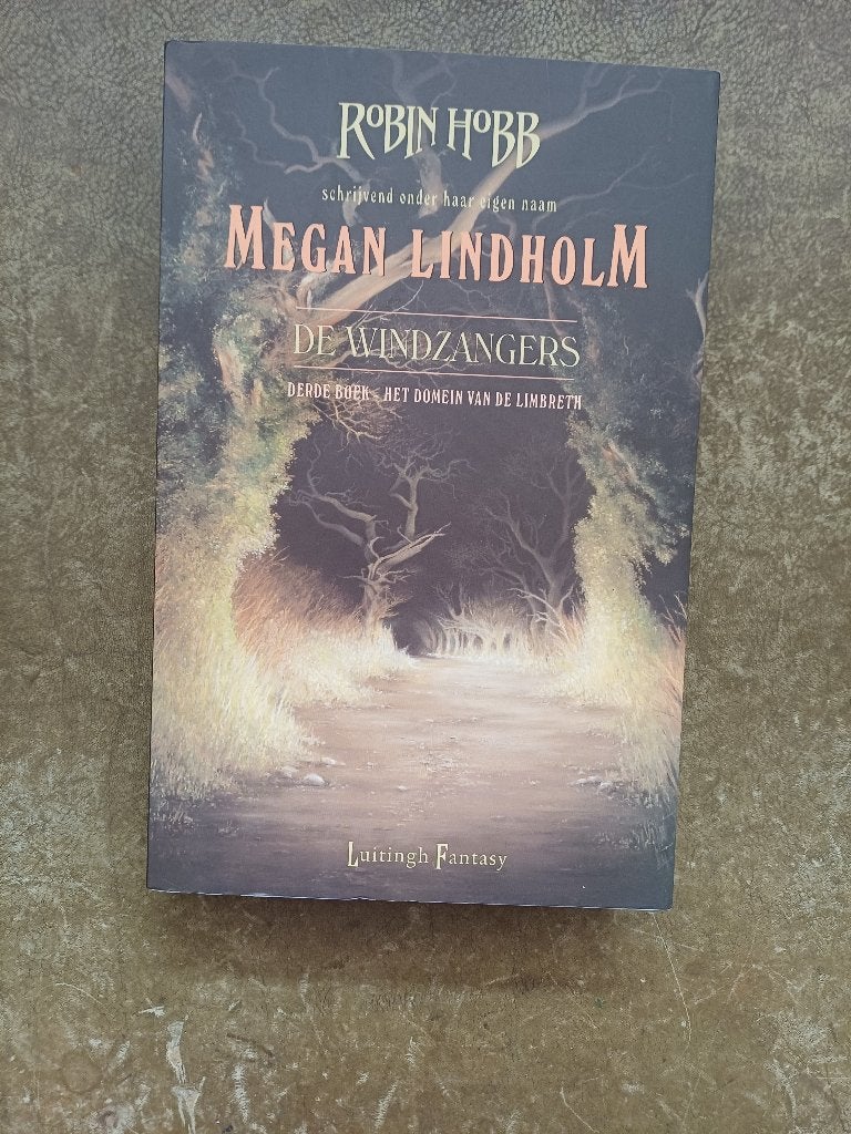 De Windzangers  Robin Hobb, Ophalen of Verzenden, Zo goed als nieuw, Megan Lindholm
