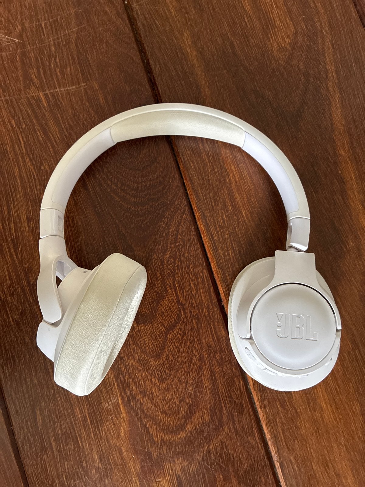 JBL koptelefoon - Gebroken maar werkend, JBL, Draadloos, Ophalen of Verzenden, Wit