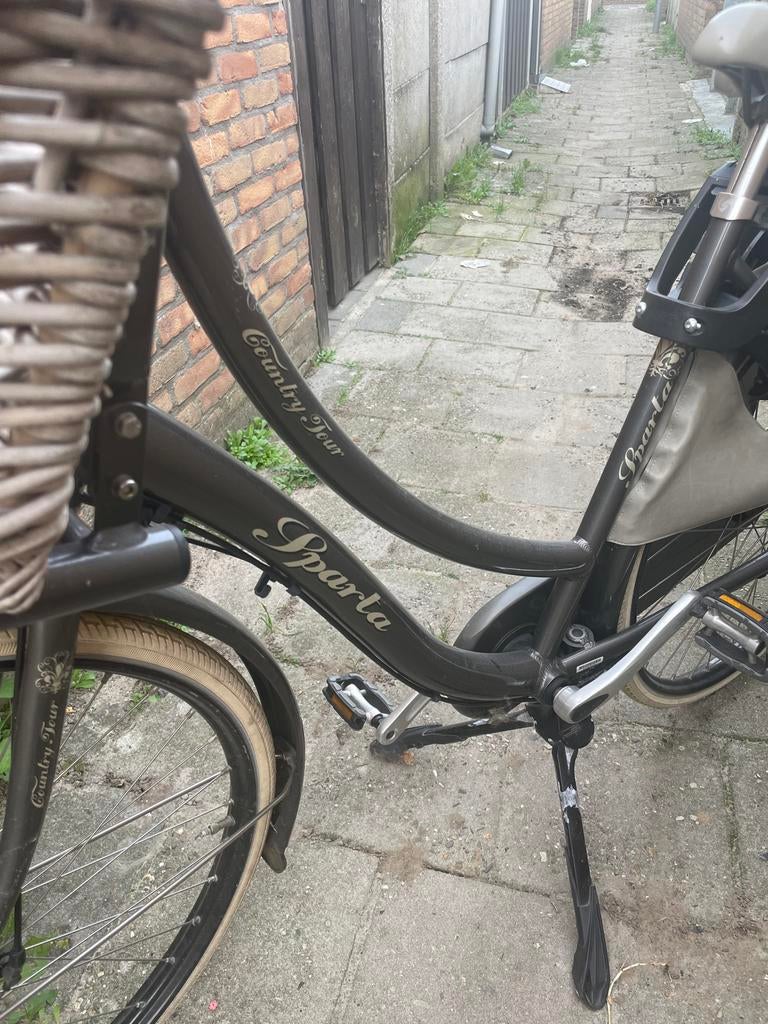Sparta Country Tour Damesfiets met Mand en Kinderzitje, Ophalen, Terugtraprem, Sparta, Versnellingen