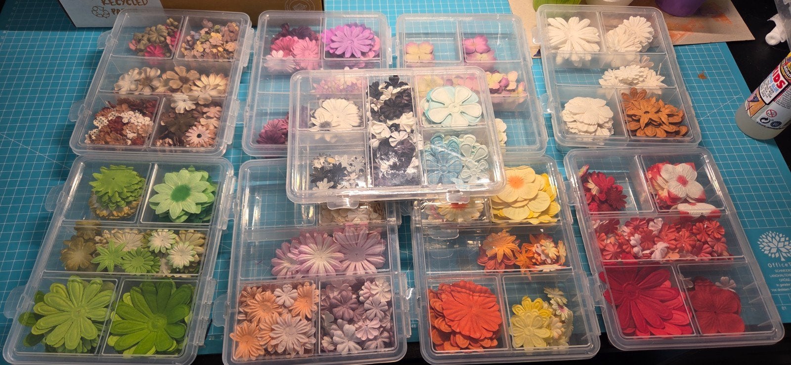 diverse papier bloemen, Meerkleurig, Zo goed als nieuw, Knutselmateriaal, Natuur en Bloemen