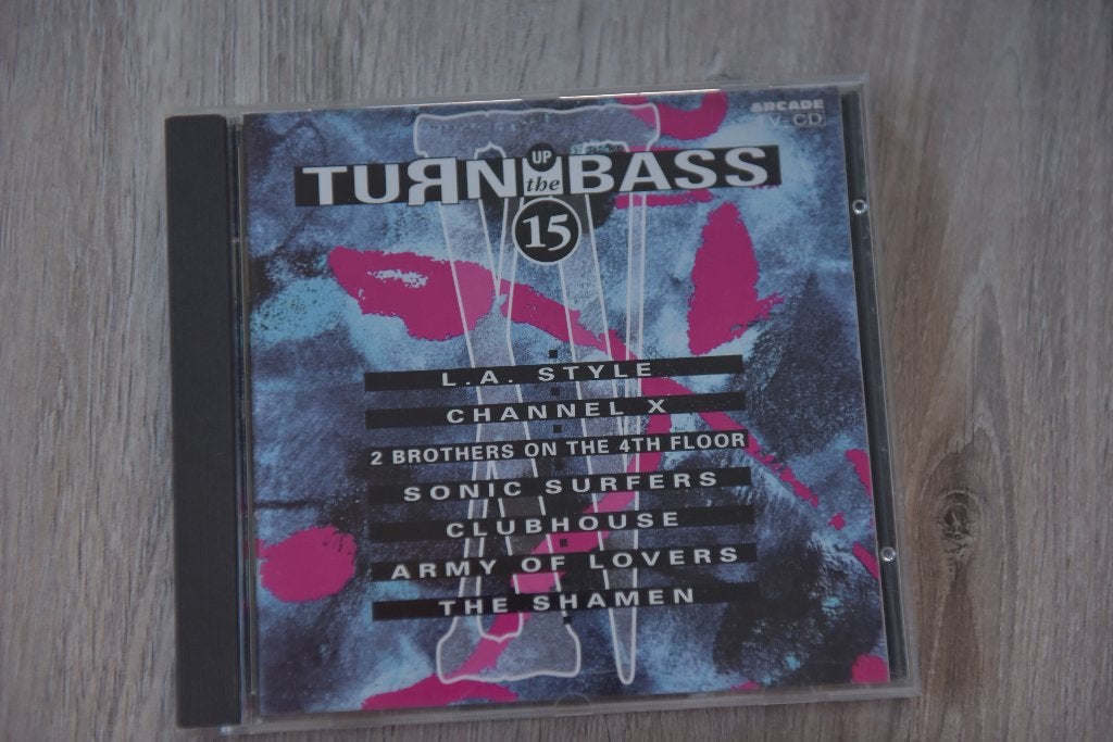 TURN UP THE BASS -- VOLUME 15 + BONUSTRACKS, House, Verzenden, Zo goed als nieuw, Verzamelalbum