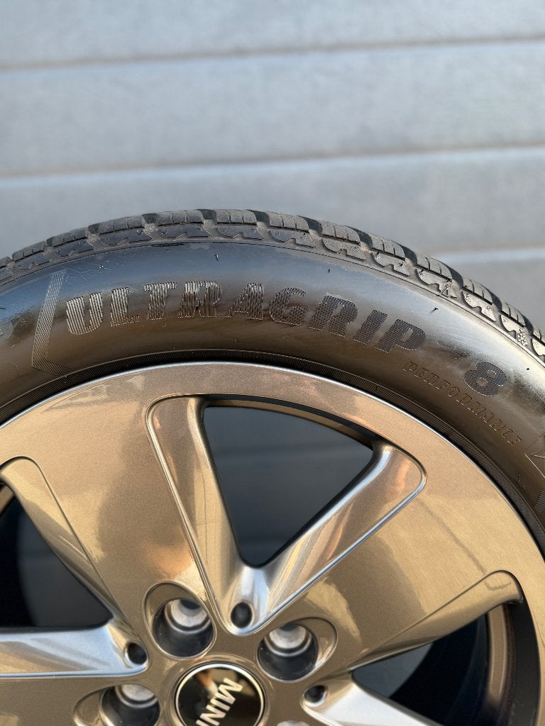 16” Mini Cooper + winterbanden F55 F56, Ophalen, Gebruikt, 16 inch, Banden en Velgen