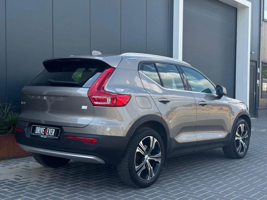 Volvo XC40 T5 Recharge 1.5 PHEV Inscription | Leder | Cruise, Auto's, Volvo, Gebruikt, Met garantie (alle), Automatische klimaatregeling
