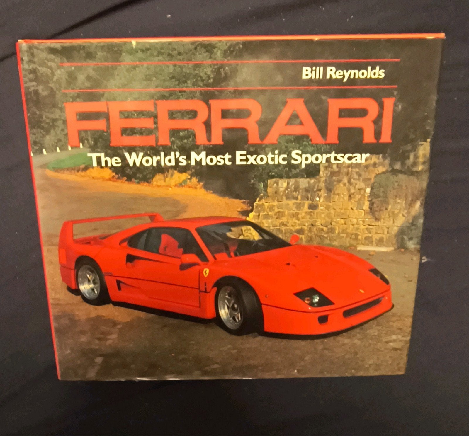 Ferrari: The World's Most Exotic Sportscar - Boek, Ophalen of Verzenden, Gelezen, Ferrari, Bill Reynolds
