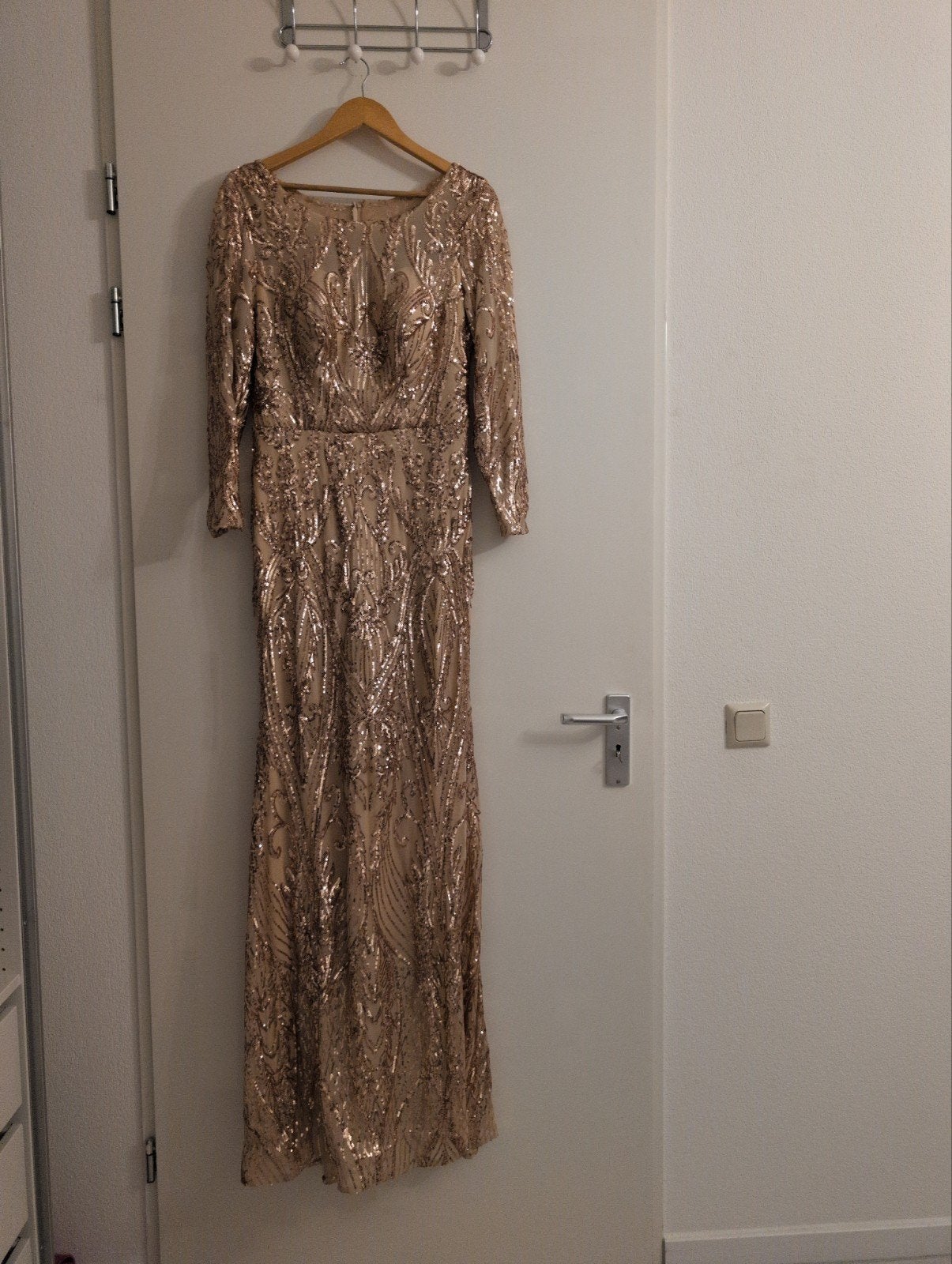 Arnida Galajurk met pailletten - Maat 42, Kleding | Dames, Galajurk, Zwart, Maat 42/44 (L), Nieuw