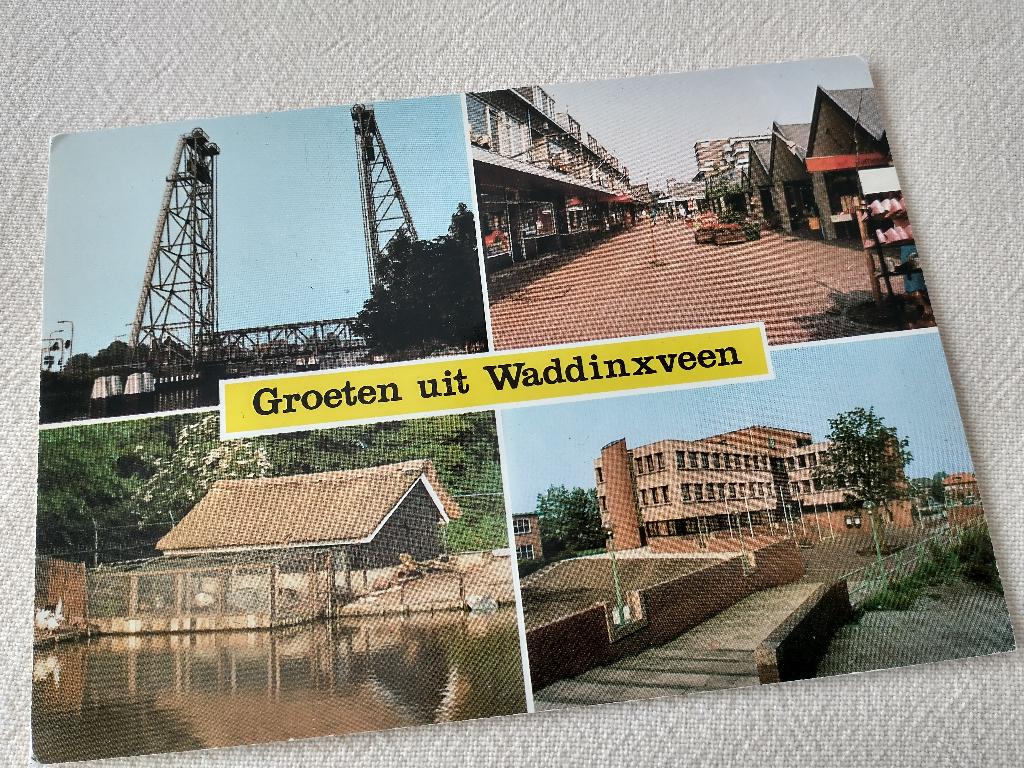 Groeten uit Waddinxveen - 4 afbeeldingen, Verzamelen, Ansichtkaarten | Nederland, Gelopen, Zuid-Holland, 1980 tot heden, Ophalen of Verzenden