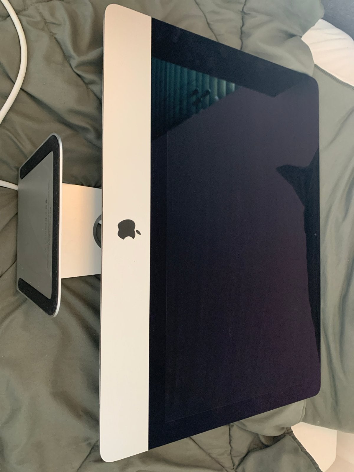 iMac werkt nog maar heeft een (wifi defect), 8 GB, IMac, Ophalen of Verzenden, Zo goed als nieuw