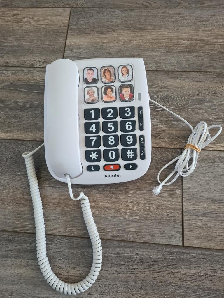 Alcatel Telefoon met Grote Toetsen en Fotoknoppen, Ophalen of Verzenden, Zo goed als nieuw