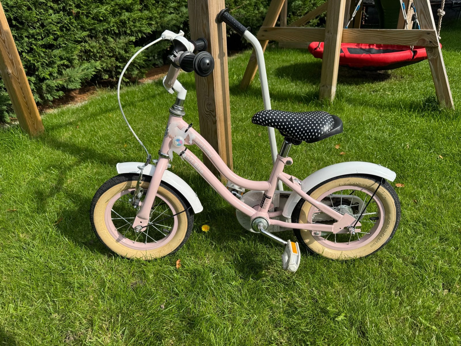 Roze kinderfiets 12.5 inch met duwstok (2-4 jaar), Ophalen, Gebruikt, Minder dan 16 inch