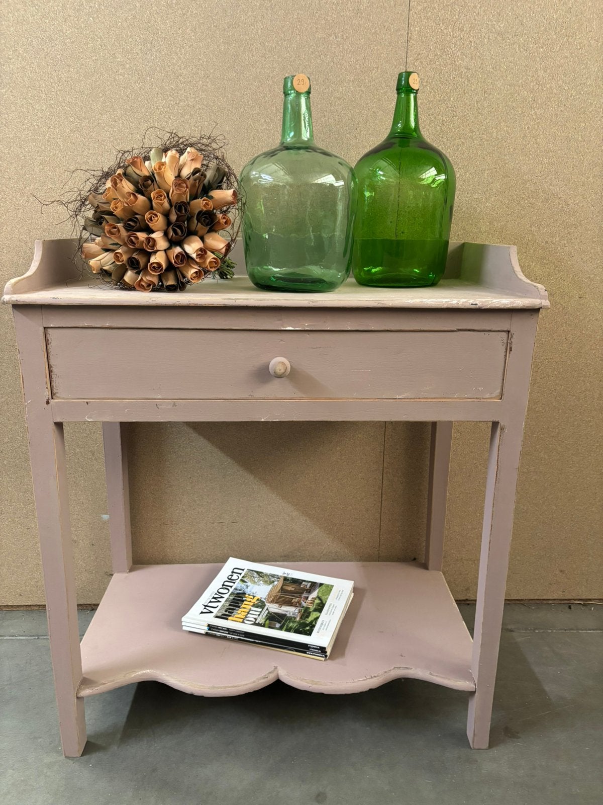 Brocante sidetable / commode / ladekast, Huis en Inrichting, Kasten | Ladekasten, Ophalen, Studio Larilo, 1 of 2 laden, Zo goed als nieuw