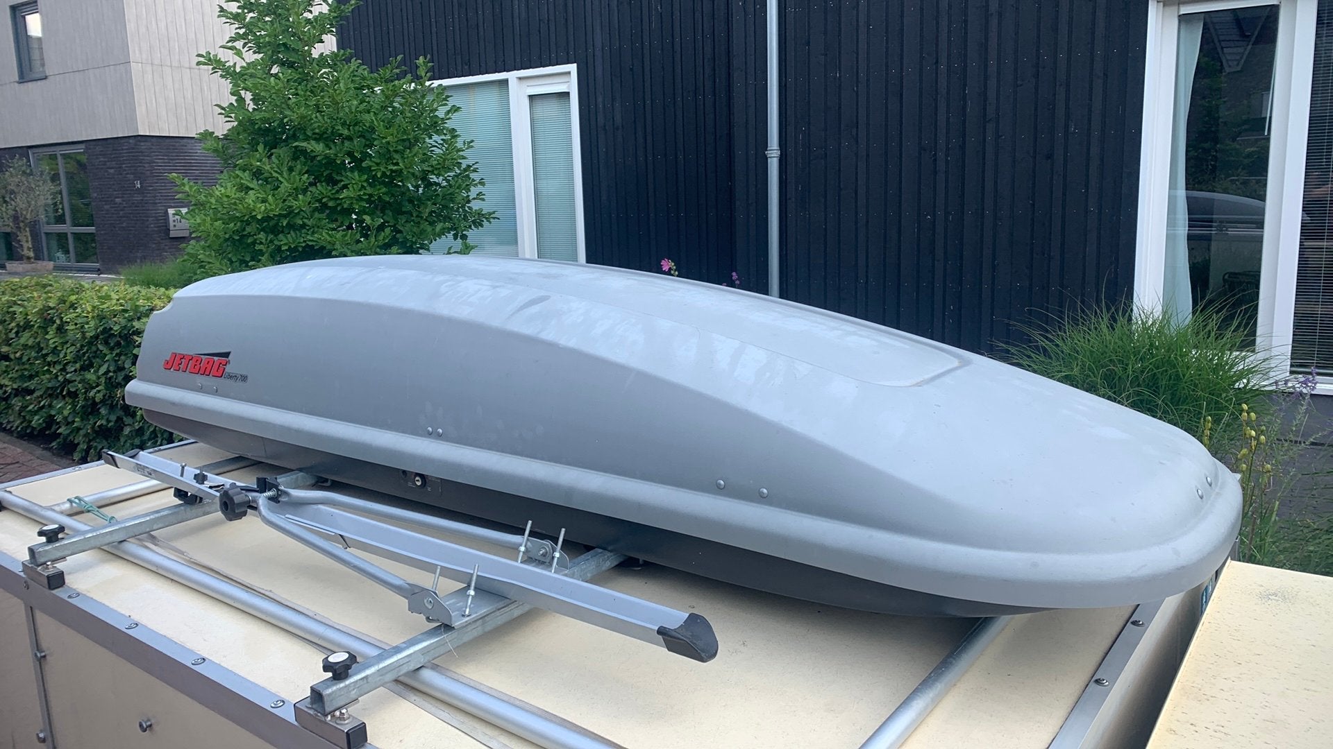 Dakkoffer Thule jetbag liberty 700, Ophalen, Zo goed als nieuw