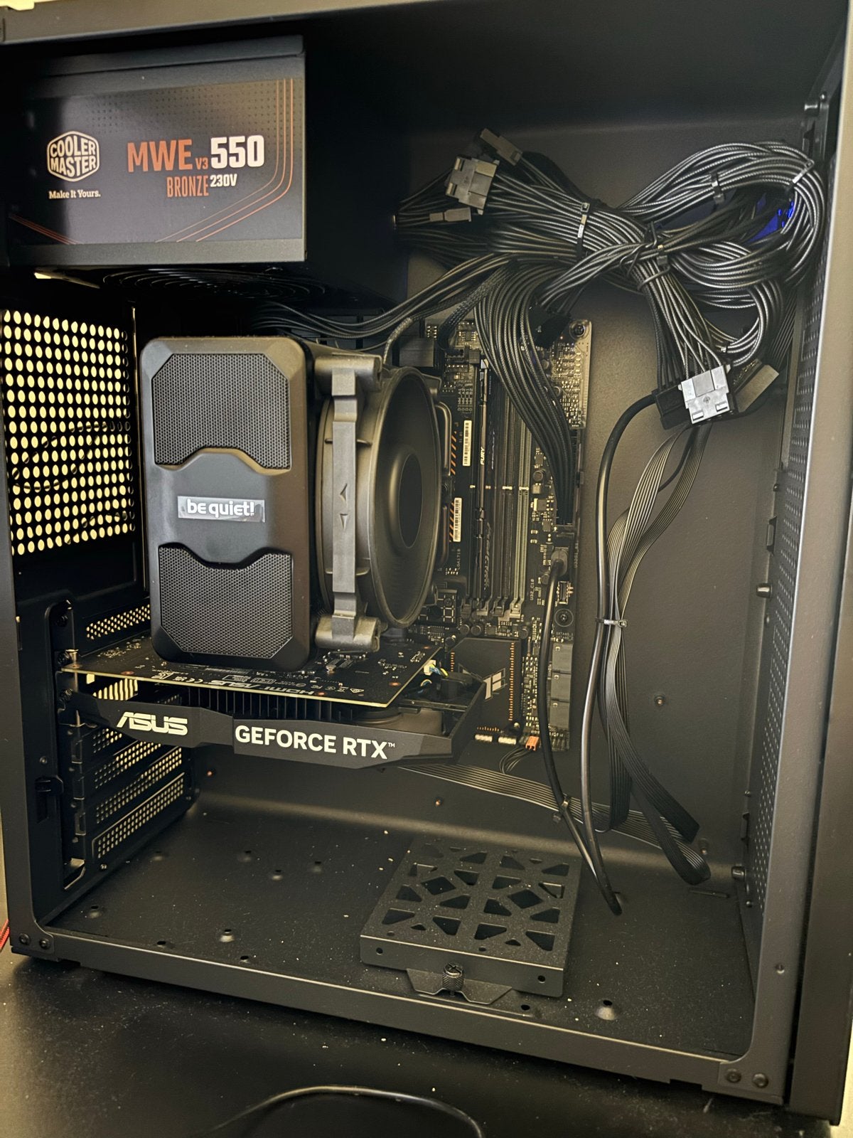 Nette Game PC met Ryzen 5, 16GB, 500SSD, GeForce, Computers en Software, Desktop Pc's, Zo goed als nieuw, 4 Ghz of meer, SSD, 16 GB