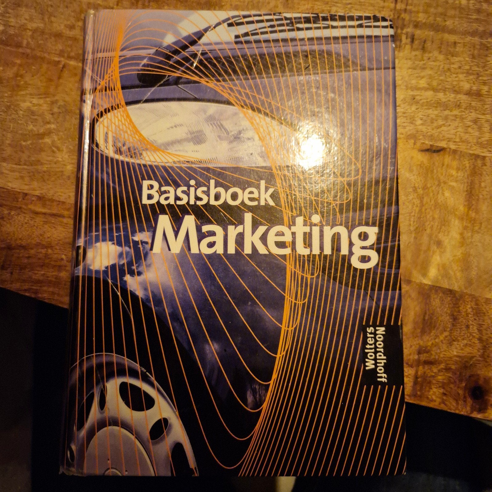 Basisboek Marketing - Wolters Noordhoff, Ophalen of Verzenden, Gelezen, Economie en Marketing, Onbekend
