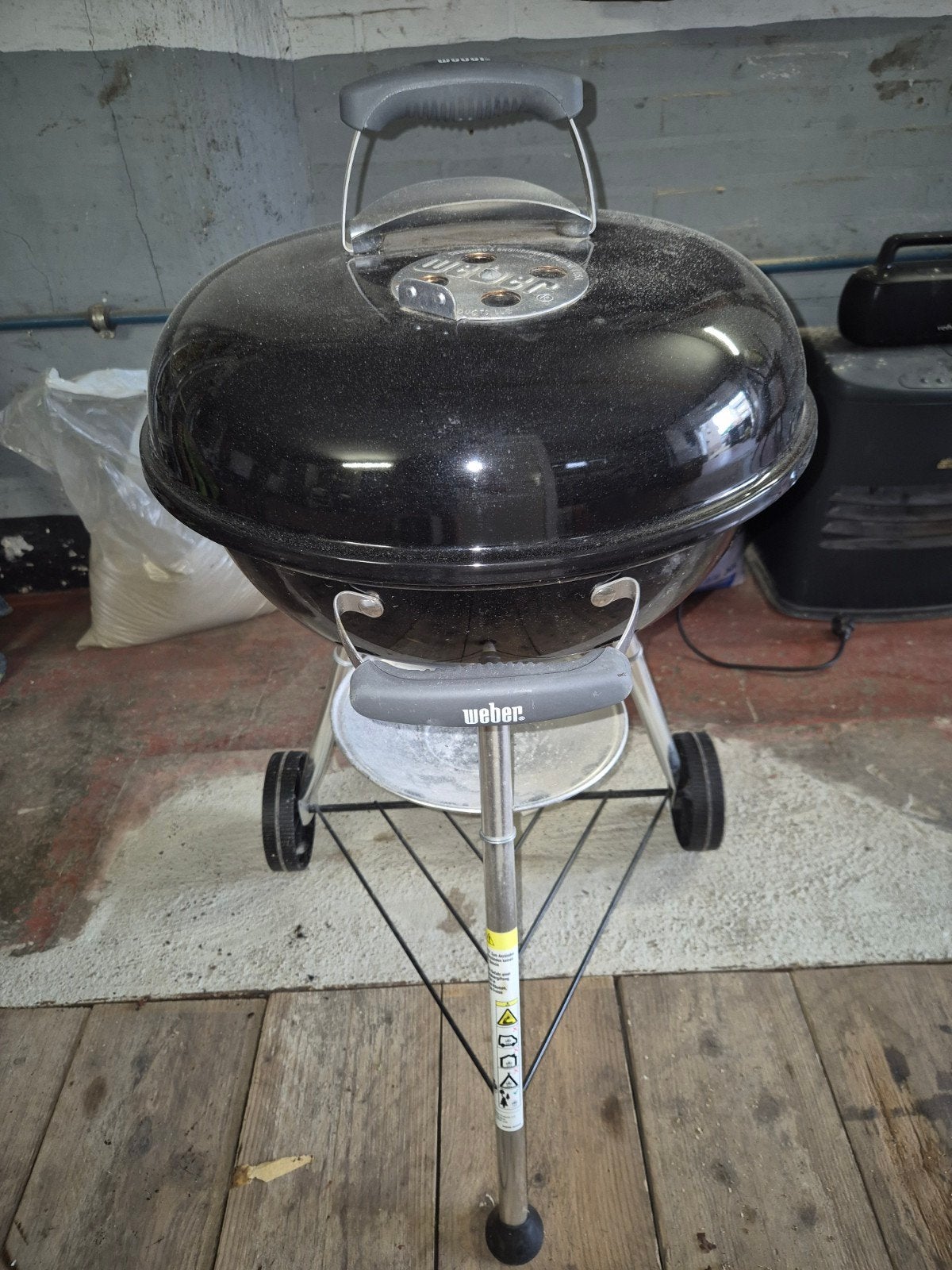 Weber Compact Kettle Houtskoolbarbecue 47 cm, Ophalen, Gebruikt, Weber