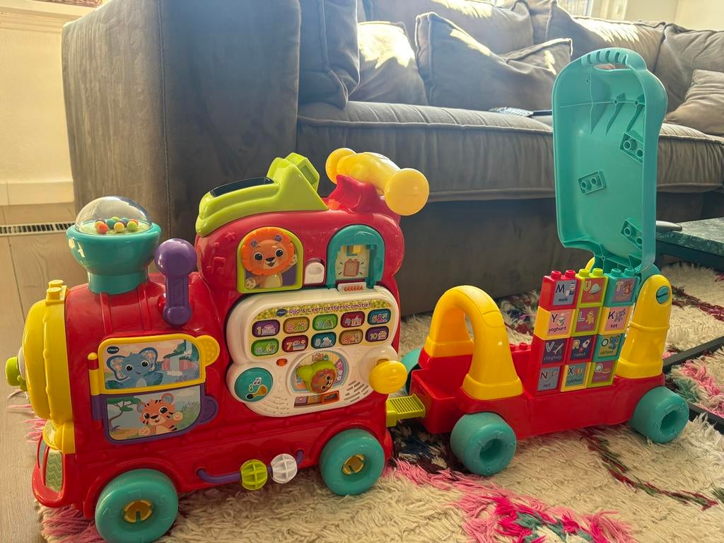 VTech Baby Rij & Leer Letterlocomotief trein met blokken, Ophalen of Verzenden, Zo goed als nieuw, 6 maanden tot 2 jaar