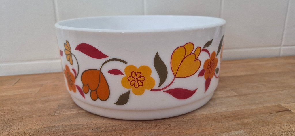 vintage Arcopal kom uit de jaren '70 met een bloemenmotief, Ophalen of Verzenden, Glas, Vintage, Kom(men)