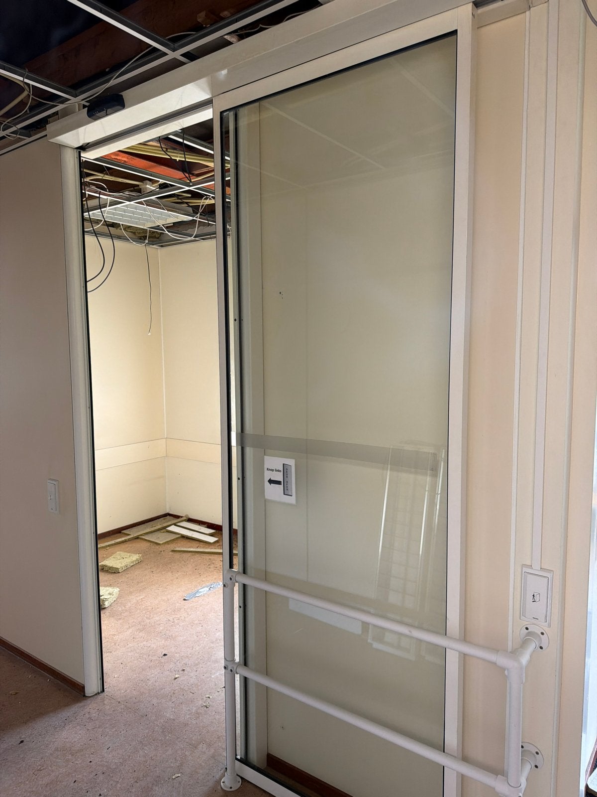 Elektrische glazen schuifdeur met bediening (2 stuks), Doe-het-zelf en Verbouw, 100 tot 120 cm, Gebruikt, 215 cm of meer, Binnendeur