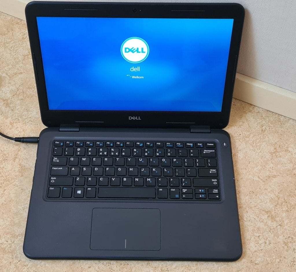 Mooie Dell latitude 3300 laptop + touchscreen Lader Wind 11, Computers en Software, Windows Laptops, Gebruikt, 13 inch, Minder dan 2 Ghz