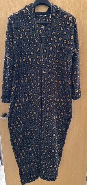 Onesie, Ophalen of Verzenden, Zo goed als nieuw, Maat 42/44 (L), Grijs