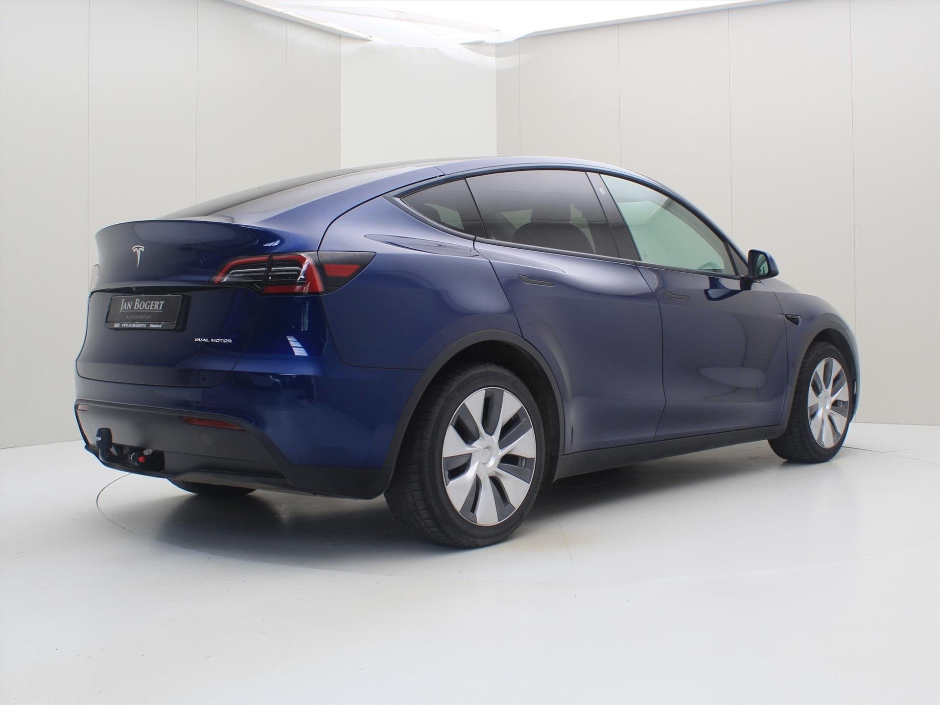 Tesla Model Y Long Range AWD 75kWh 351pk 93.6% SoH [ TREKHAA, Automaat, Gebruikt, Zwart, Blauw