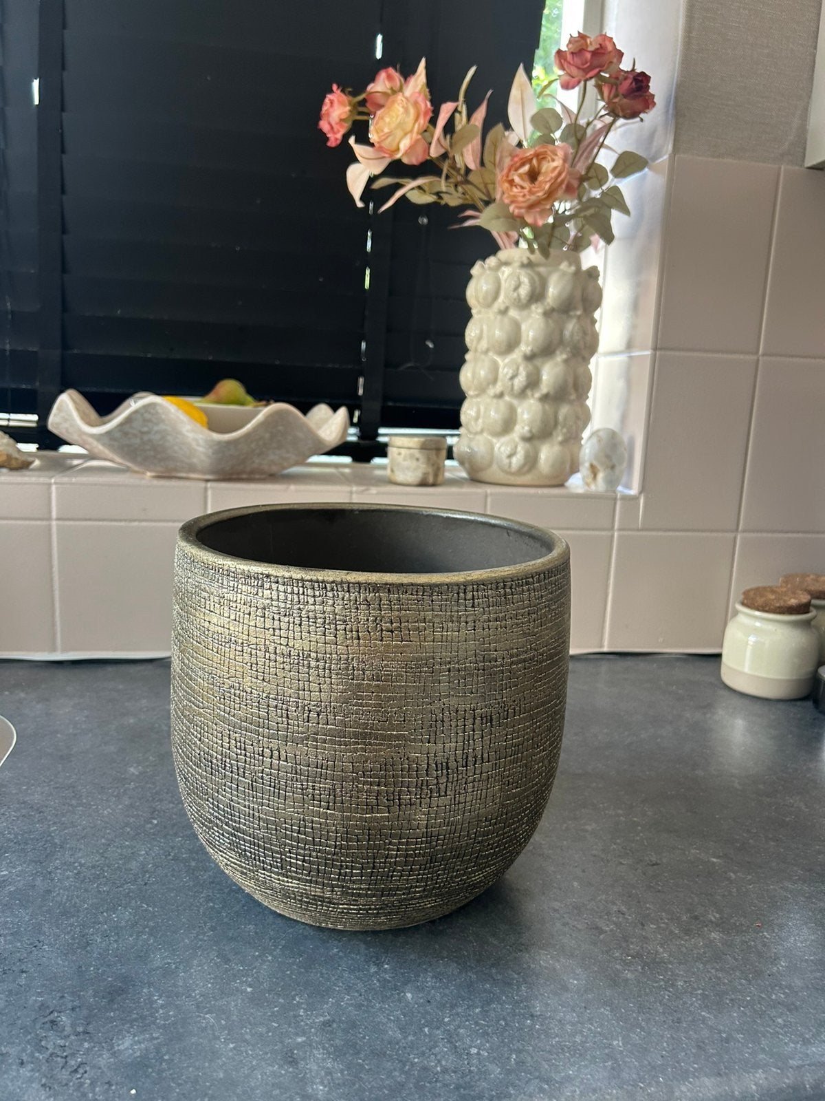 Mooie bloempot, Ophalen, Rond, Zo goed als nieuw, Aardewerk