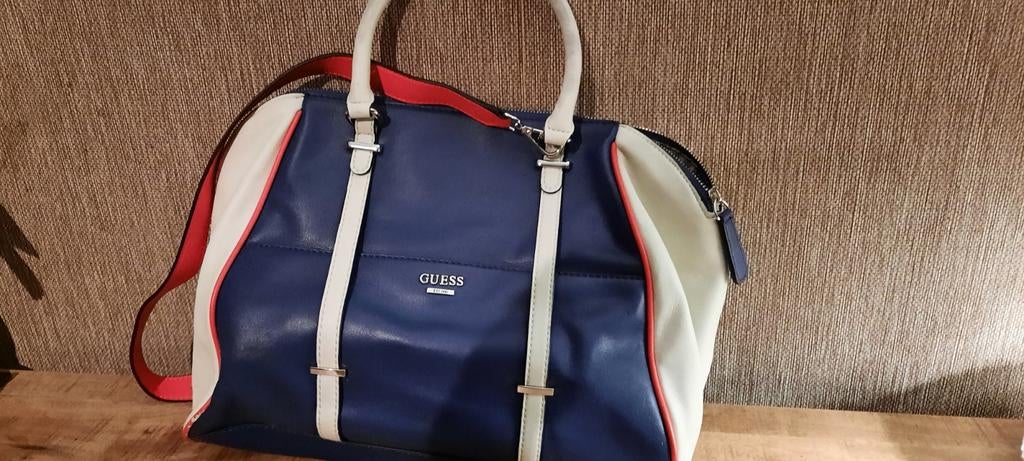 Leuke Guess Tas Vaste prijs€30euro, Verzenden, Blauw, 30 cm of meer, Minder dan 35 cm