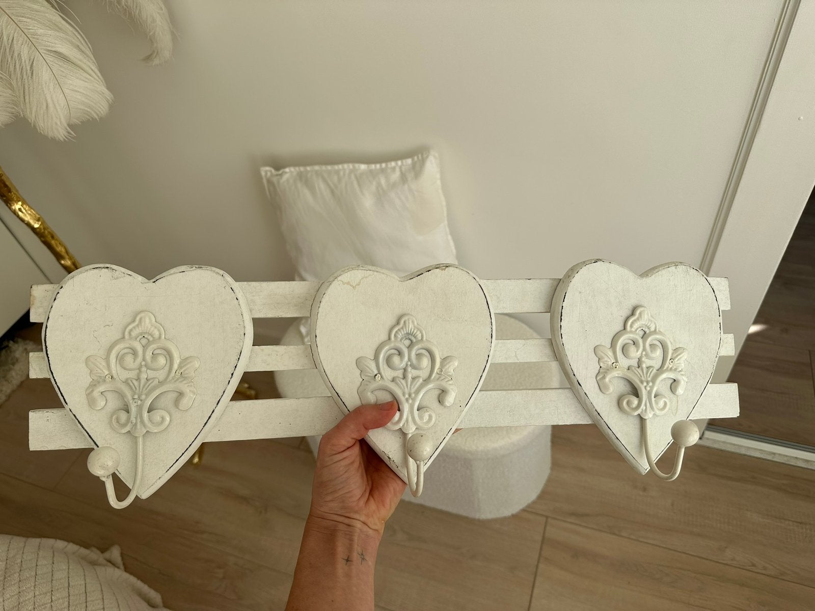 Witte kapstok met hartjes - Landelijke stijl, Wandkapstok, Gebruikt, Ophalen of Verzenden, Minder dan 100 cm