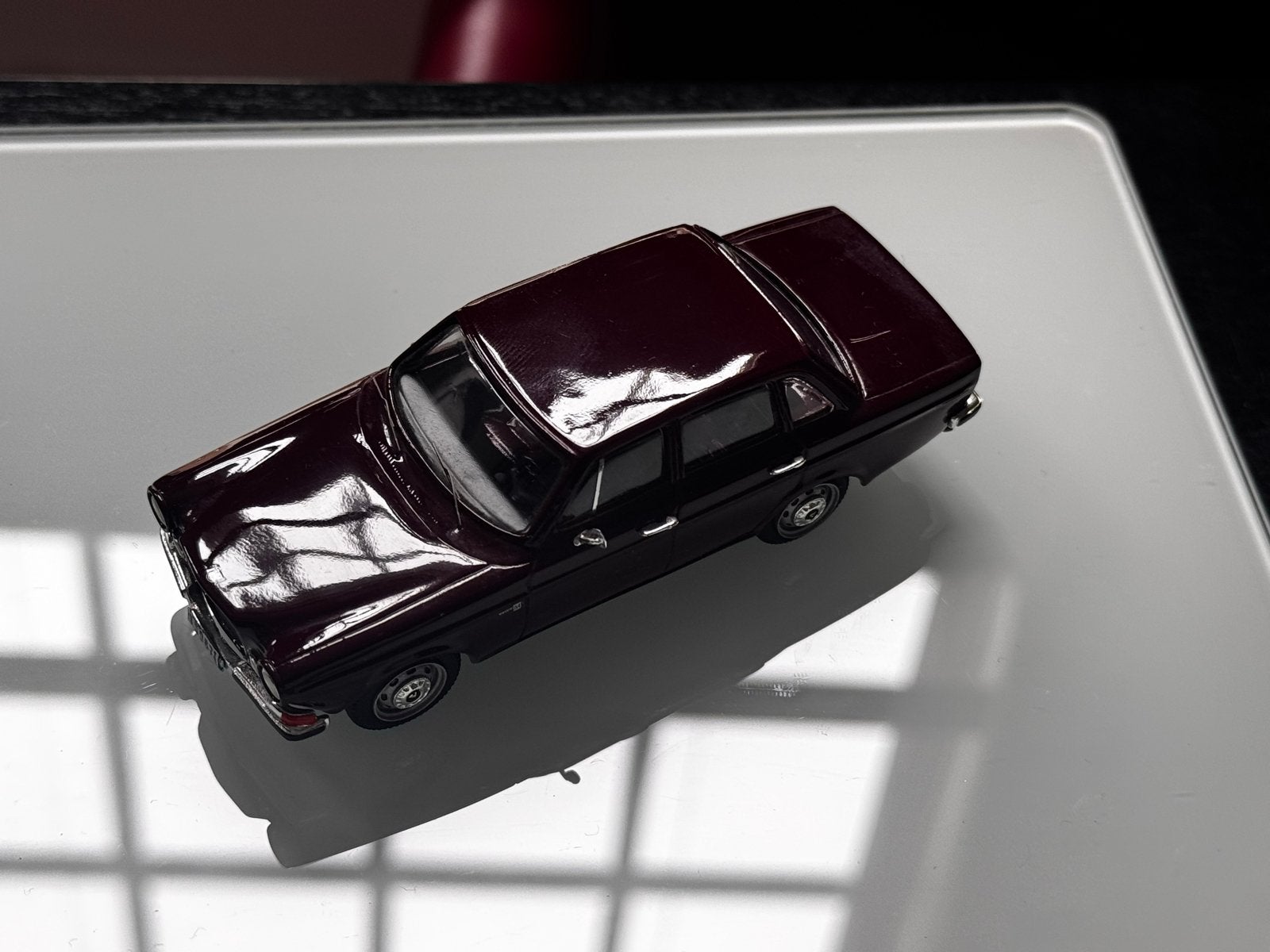 André Models Volvo 164 schaalmodel 1:43, Hobby en Vrije tijd, Ophalen of Verzenden, Gebruikt, Auto