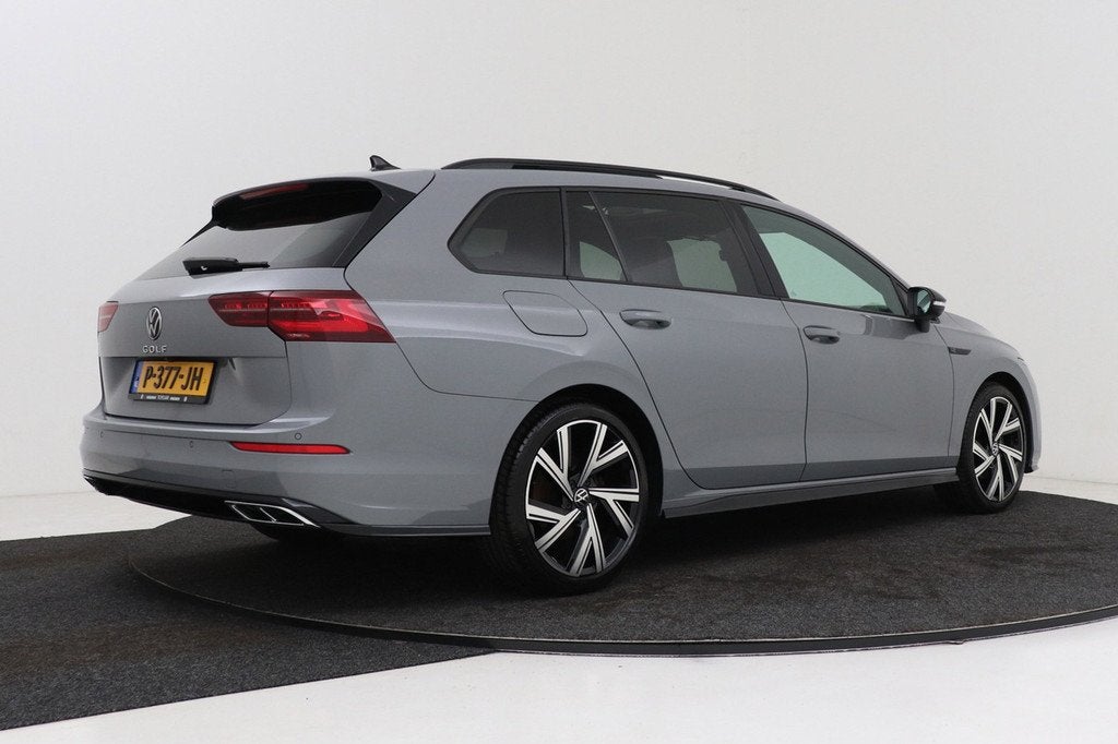 Volkswagen Golf Variant 1.5 eTSI R-Line Business+ | 3-zone c, 4 cilinders, 150 pk, Alcantara, Hybride Elektrisch/Benzine