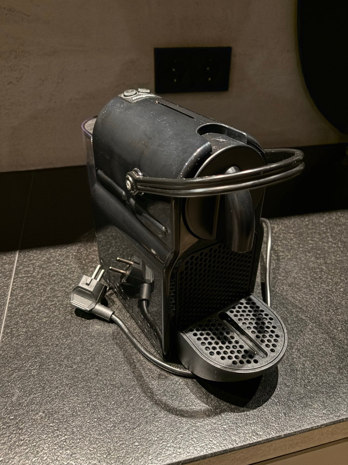 Magimix Nespresso Inissia M105 - Zwart, Witgoed en Apparatuur, Ophalen, Gebruikt, Espresso apparaat, 1 kopje