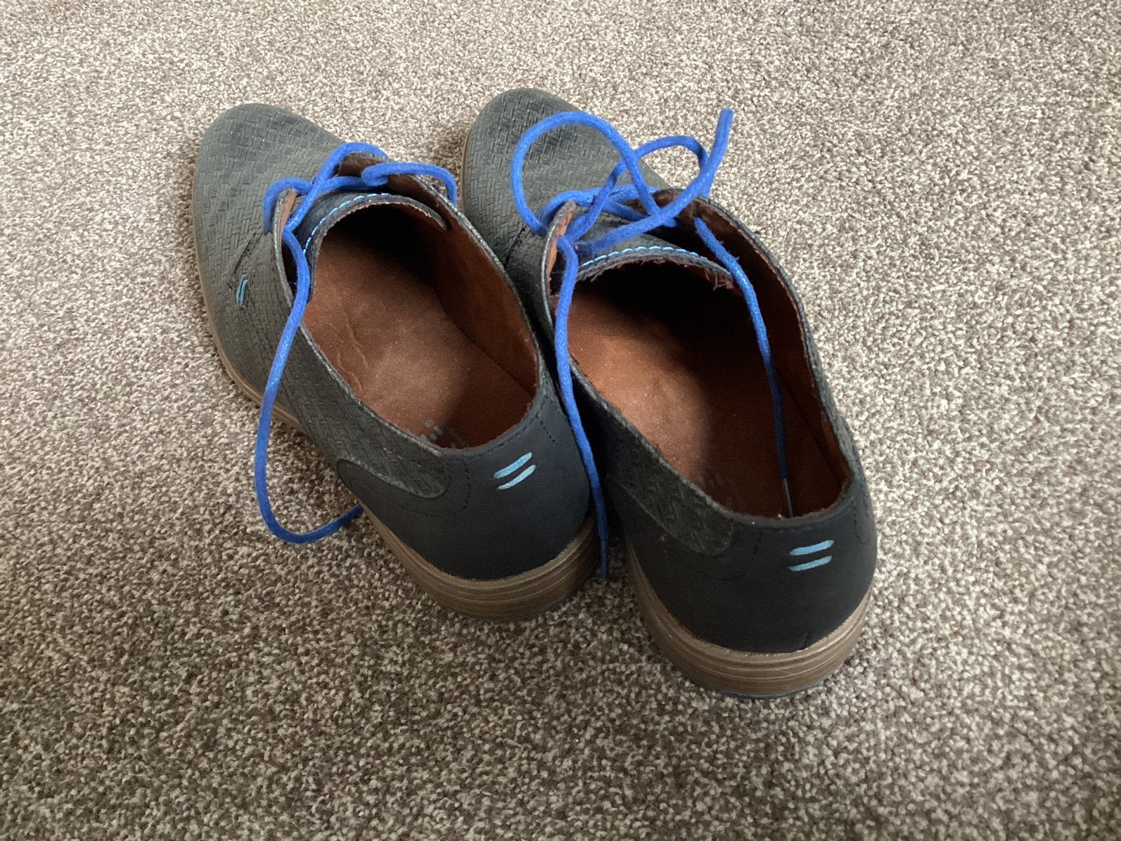 Herenschoenen, Blauw, Ophalen of Verzenden, Zo goed als nieuw, Veterschoenen