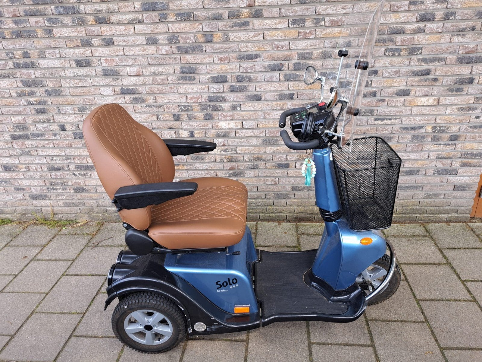 Luxe scootmobiel Life & Mobility Solo Comfort (Blue Diamond), Ophalen, 46 km of meer, 16 km/u of meer