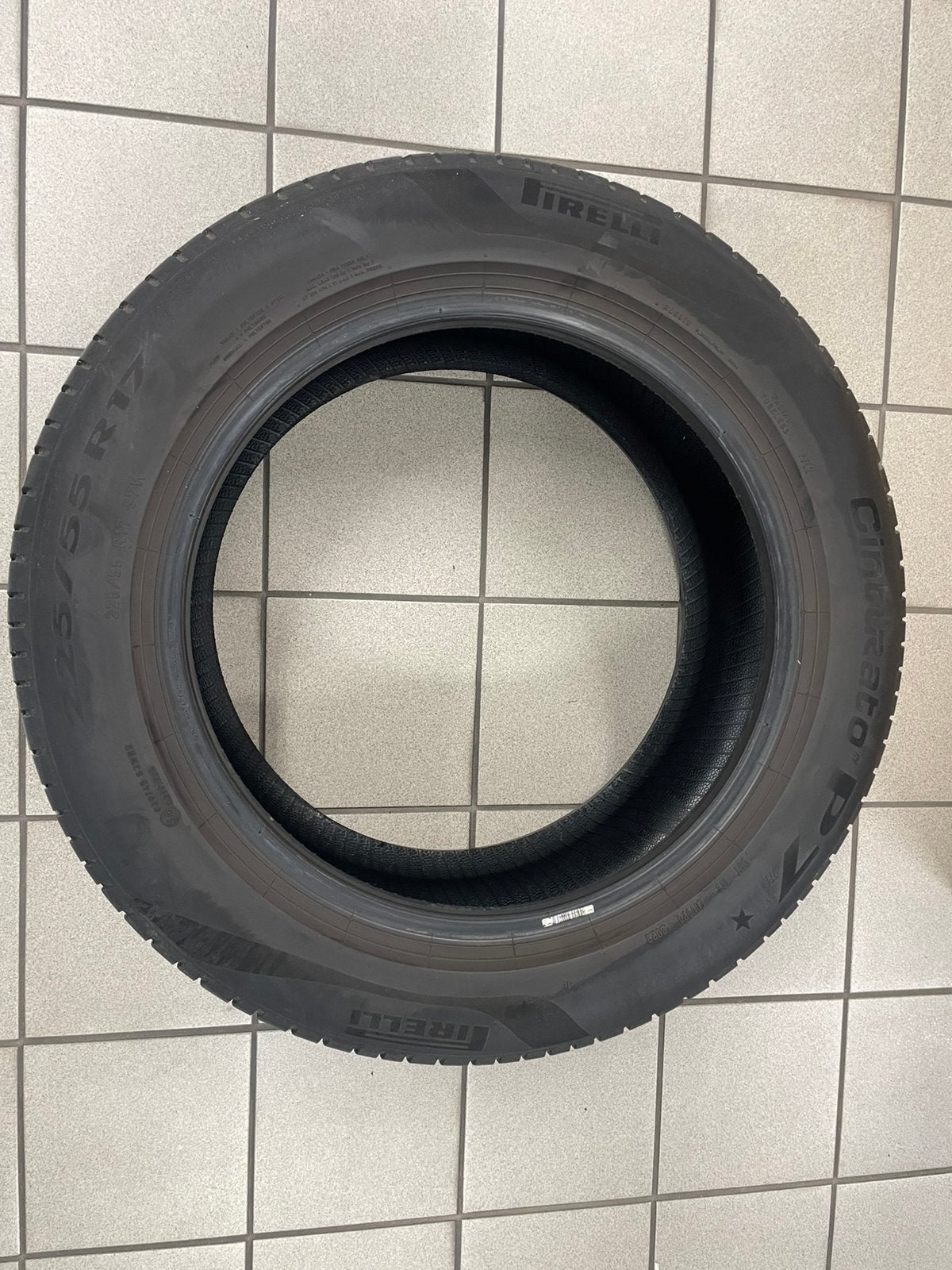 225-55-17 97W  Pirelli cinturato P7 . 2 stuks, Auto-onderdelen, Banden en Velgen, Gebruikt, 17 inch, Ophalen of Verzenden, Band(en)