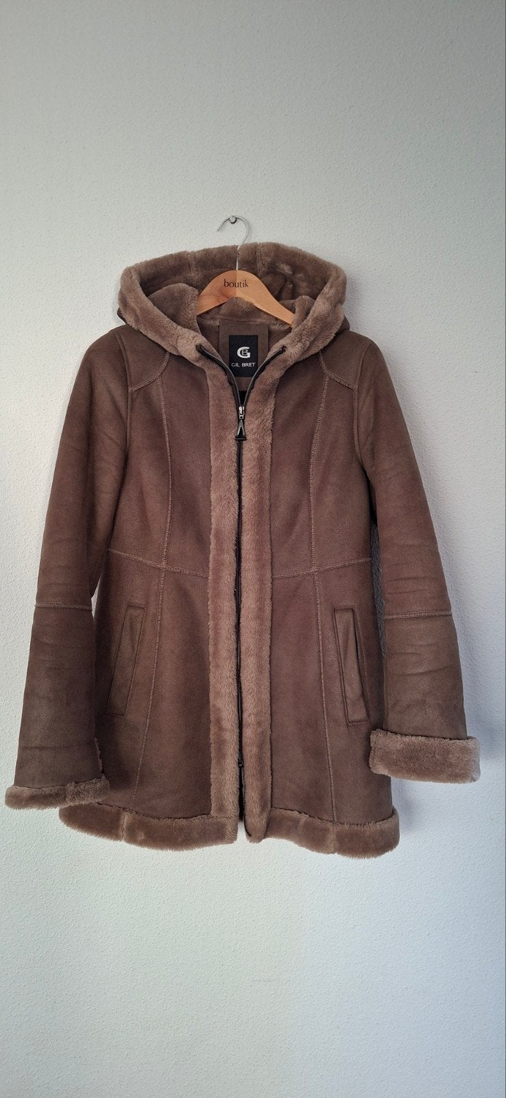 Heel mooie beige warme jas van Gil Bret maat 40, Maat 38/40 (M), Beige, Ophalen of Verzenden, Zo goed als nieuw