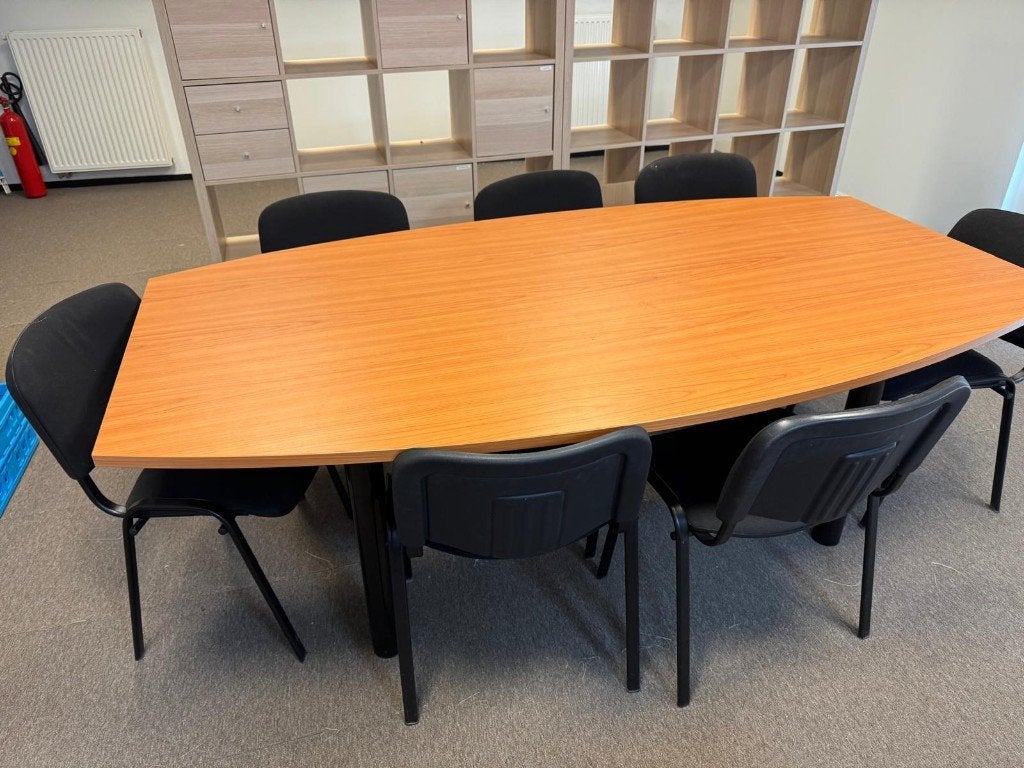 2x Vergadertafel Ovaal met 12 Stoelen, Ophalen, Gebruikt, 100 tot 150 cm, 200 cm of meer