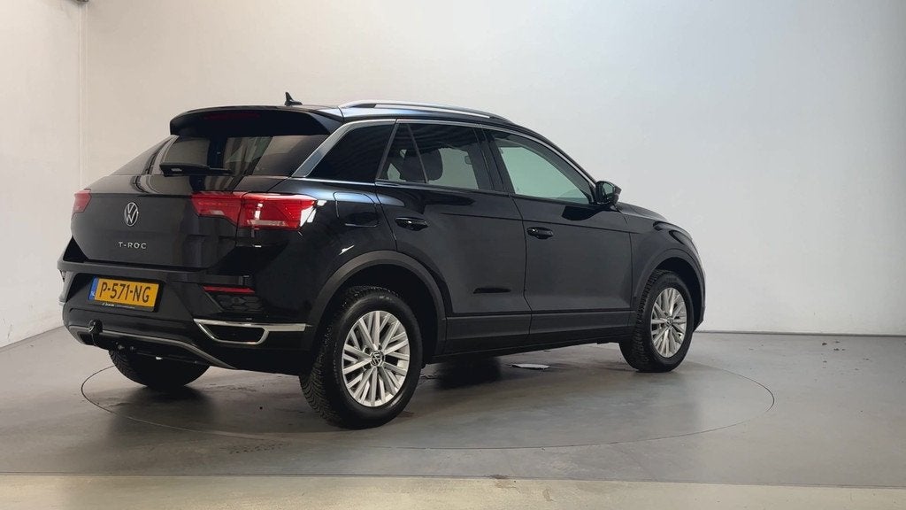 Volkswagen T-Roc 1.0 TSI Style Business Camera Navigatie DAB, Auto's, Volkswagen, Voorwielaandrijving, Stof, Gebruikt, Met garantie (alle)