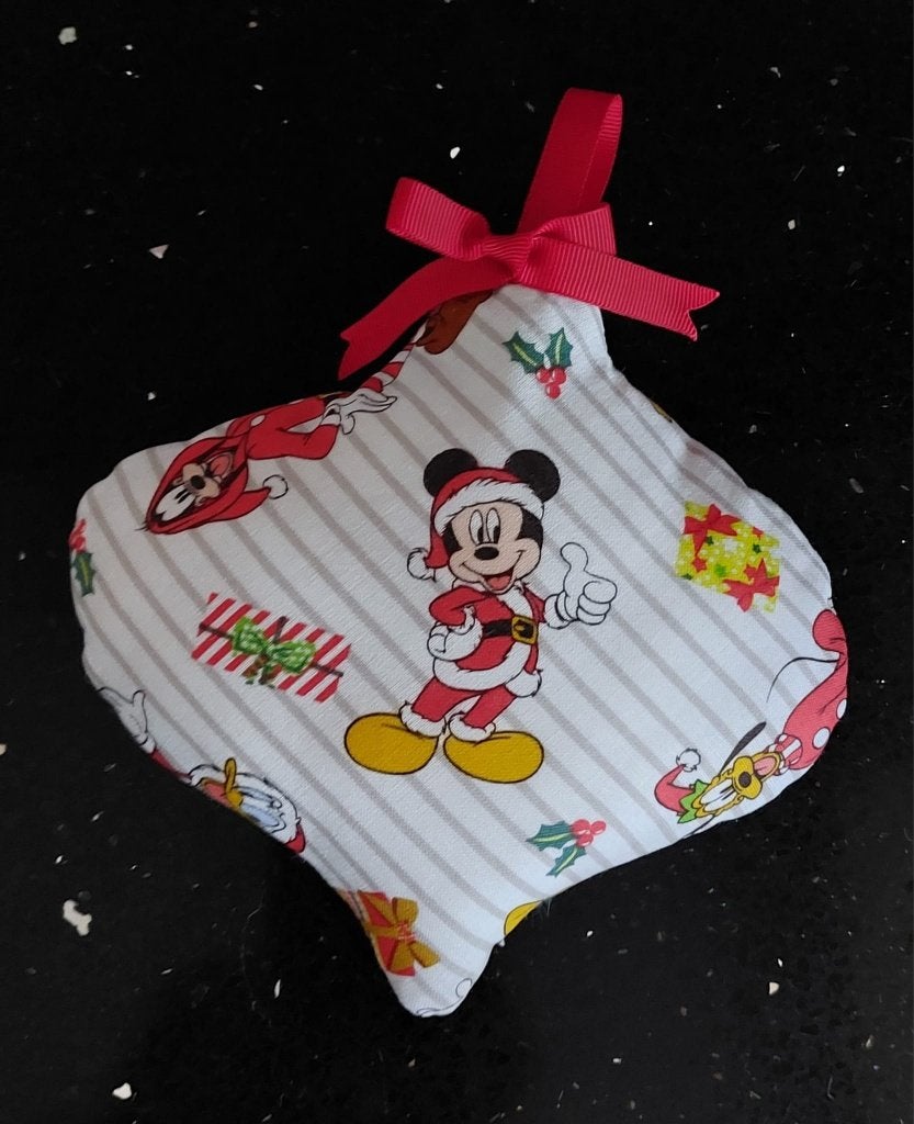 nieuw- Mickey Mouse kerstman platte stoffen kerstbal, Ophalen of Verzenden, Nieuw, Meerkleurig, Textiel