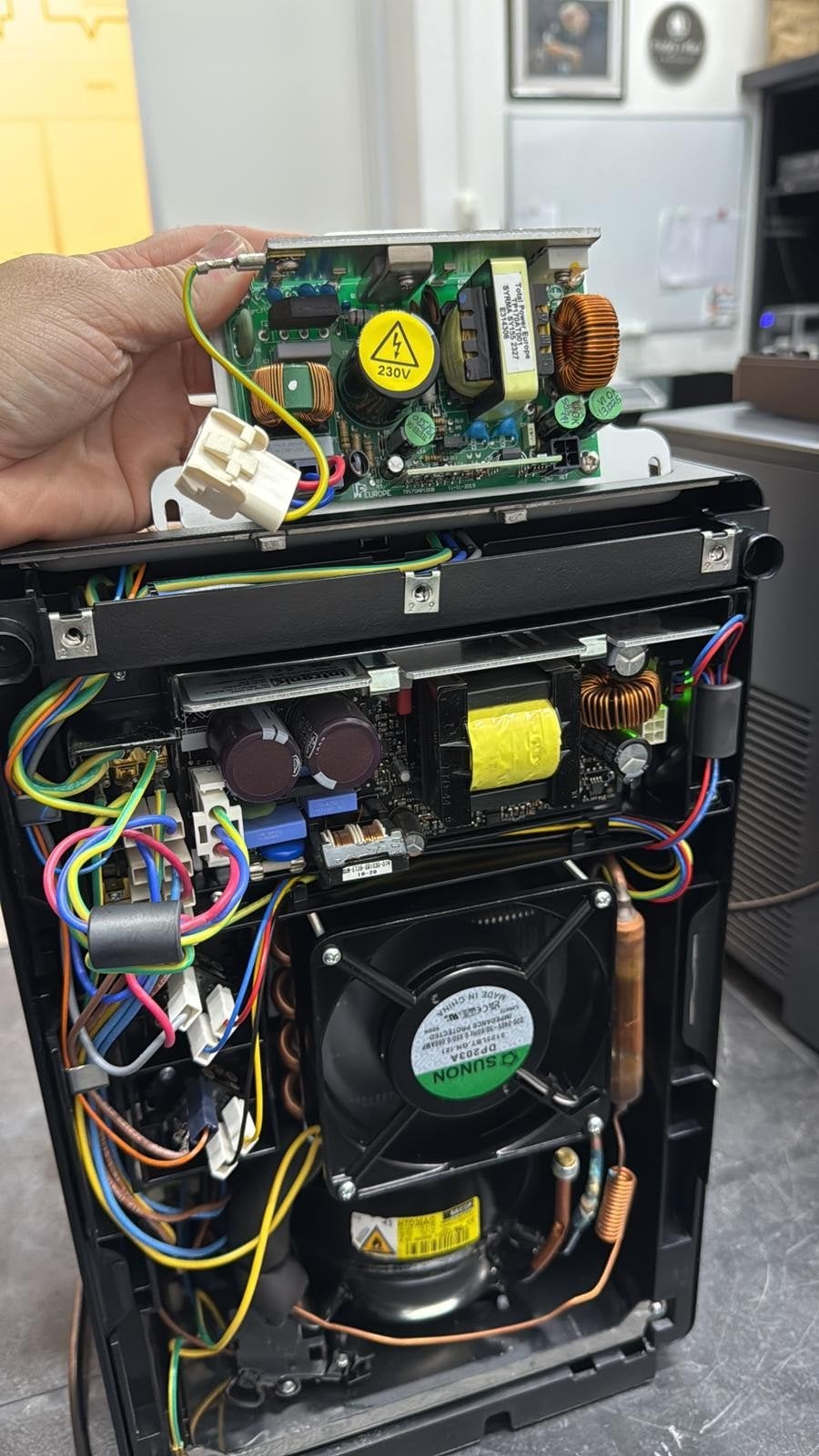 MINIX NEO J50C-4 Max Mini PC met Windows 11 Pro, Computers en Software, MINIX, 2 tot 3 Ghz, 8 GB, Ophalen of Verzenden