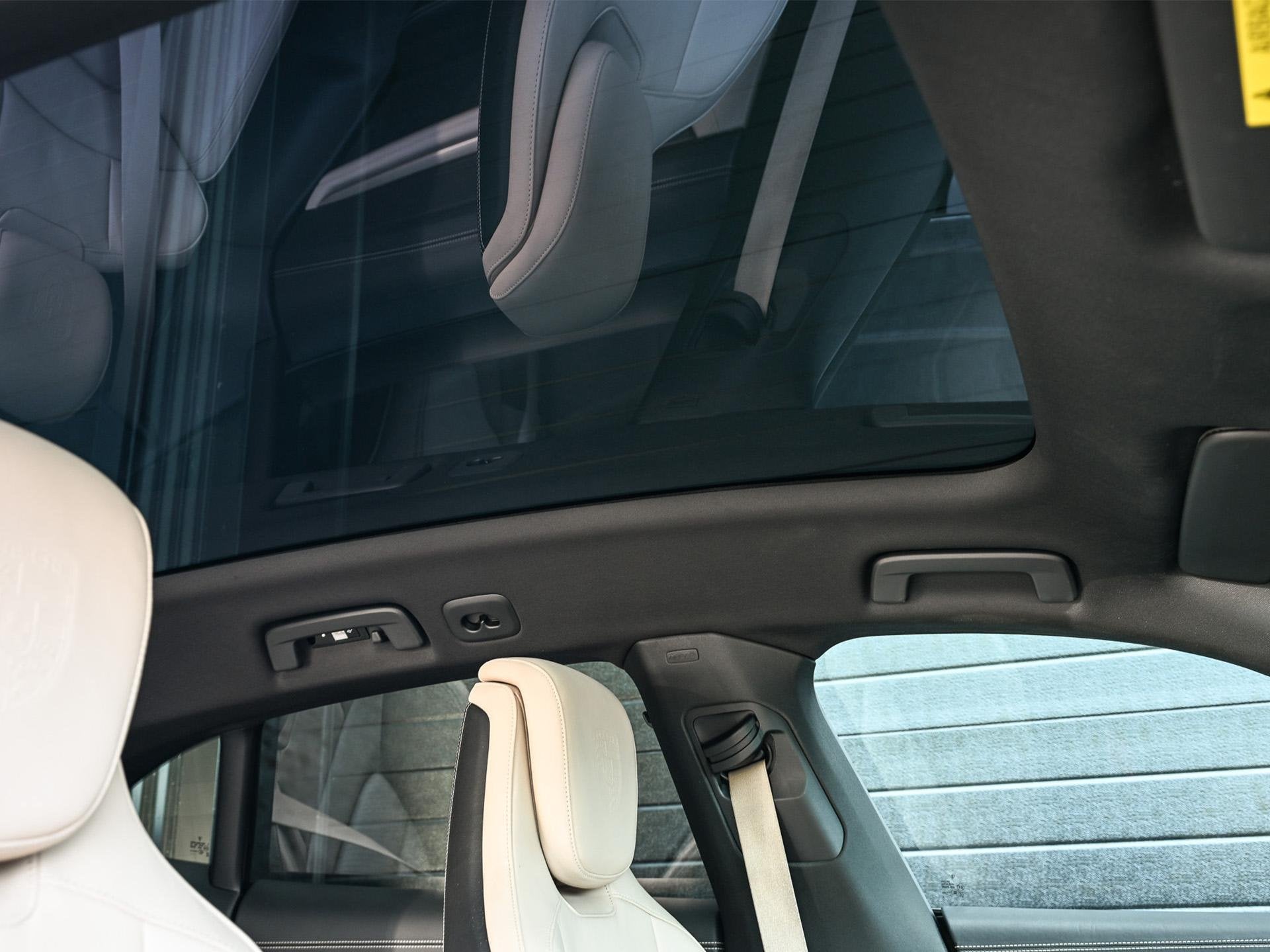 Porsche Taycan Sport Turismo 4S 79 kWh | Panoramdak | Bose |, Auto's, Automaat, Gebruikt, Zwart, 110 €/maand