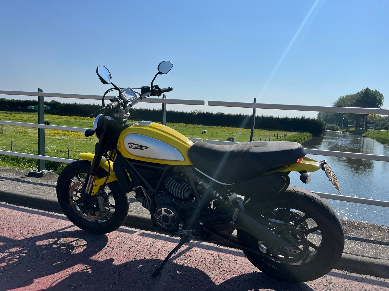 Ducati Scrambler 800 Icon 2015 - Recent grote beurt!, 2 cilinders, Occasion, Particulier, Meer dan 35 kW
