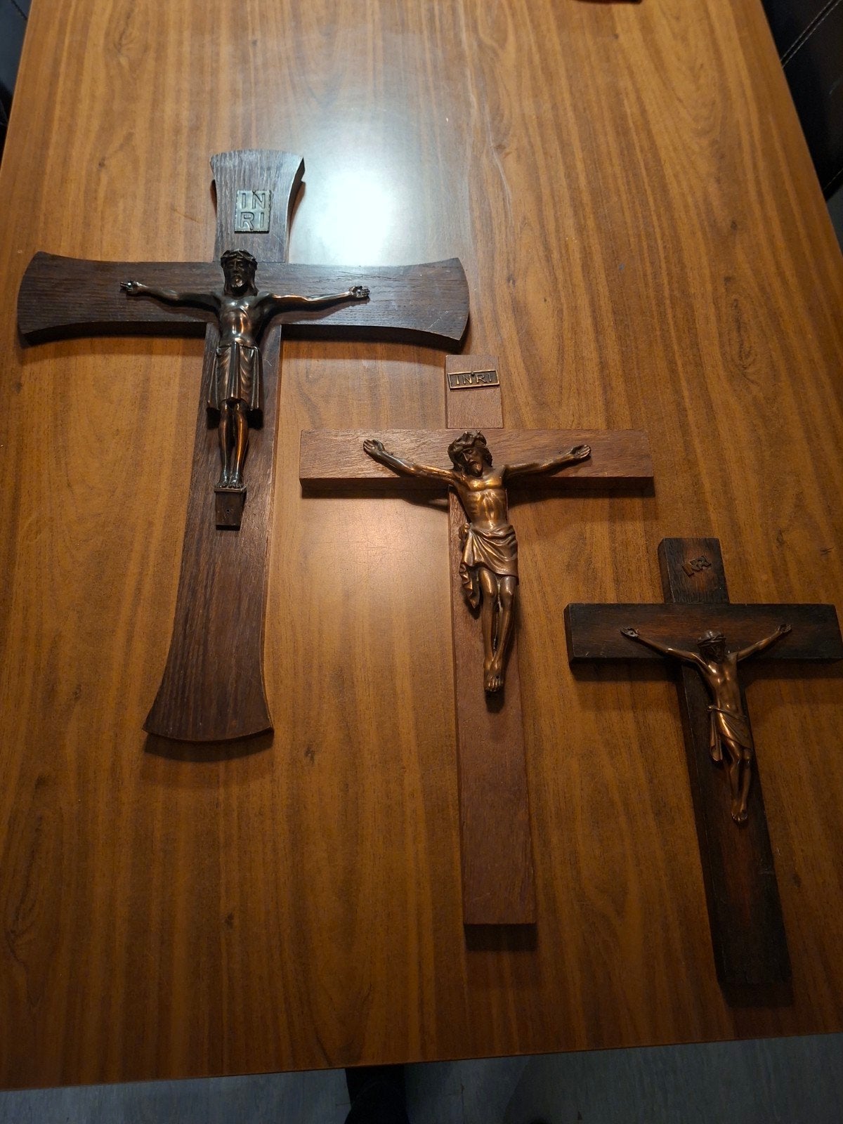 3 houten kruisbeelden, Antiek en Kunst, Ophalen of Verzenden