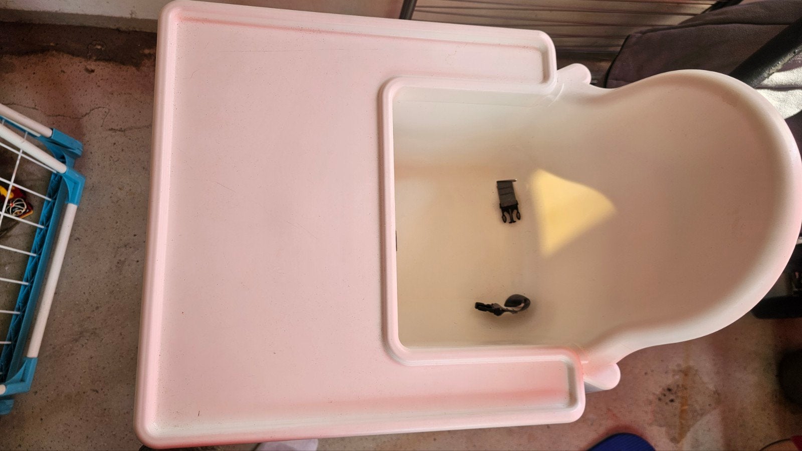 IKEA kinderstoel met eetblad en kussen, Kinderen en Baby's, Kinderstoelen, Ophalen of Verzenden, Gebruikt, Overige typen, Gordel(s)