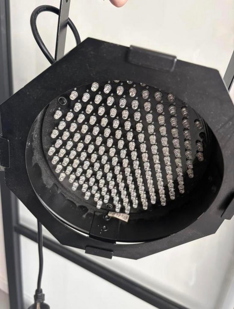 Stage lamp, Ophalen, Zo goed als nieuw, Licht