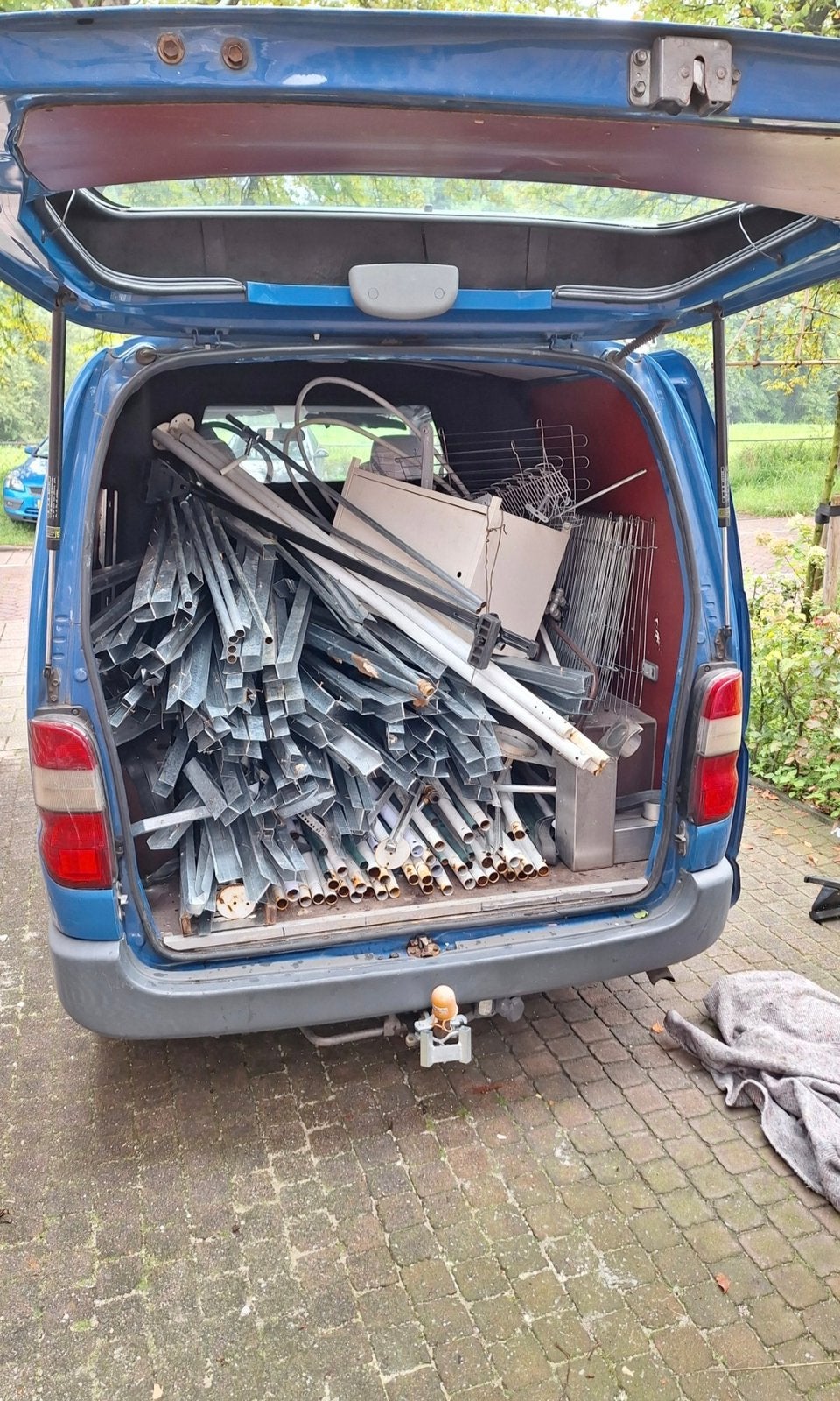 Gratis oud ijzer en metalen opgehaald - oud ijzer gezocht, Ophalen, Zo goed als nieuw