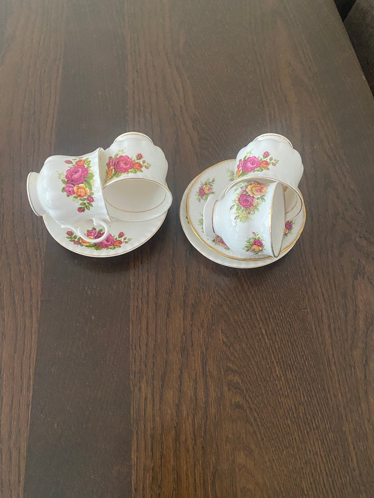 Kop en schotel Royal southampton Bone china, Antiek en Kunst, Antiek | Servies los, Ophalen