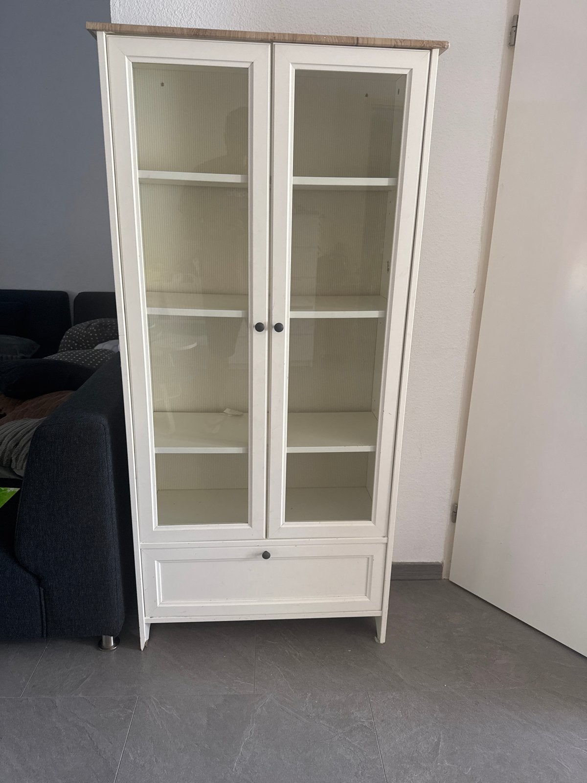 IKEA Hemnes Vitrinekast - Wit met Glazen Deuren, Ophalen, Gebruikt, 50 tot 100 cm, Met lade(s)
